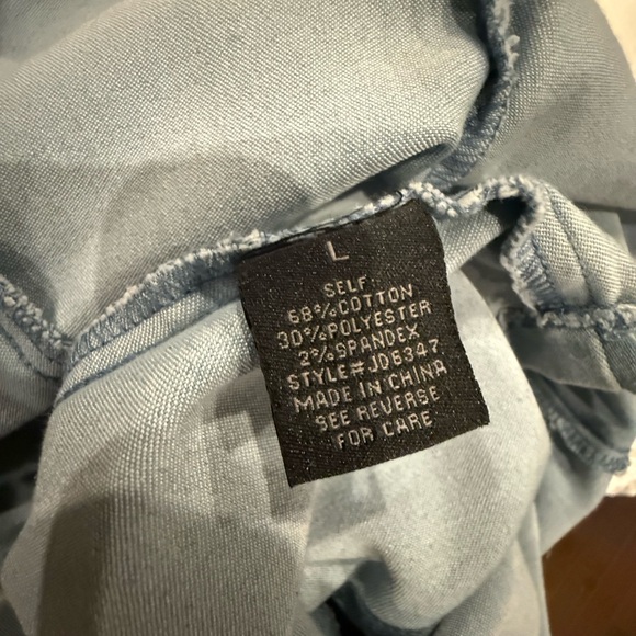 Chic Light Blue Denim Mini Dress with Puff Sleeves - Picture 2 of 9